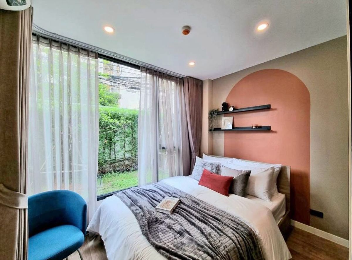 For RentCondoRama9, Petchburi, RCA : Looking for a renter!! Condo groove Ratchada rama9 LOW LIFE, safe from earthquakes, Ratchada / Rama 9 area 
 Rent only 15,000!! Hurry and grab it 
 
 Very good location, only 600 meters from MRT Rama 9, with shuttle every hour to Central Rama 9, just 5 mi