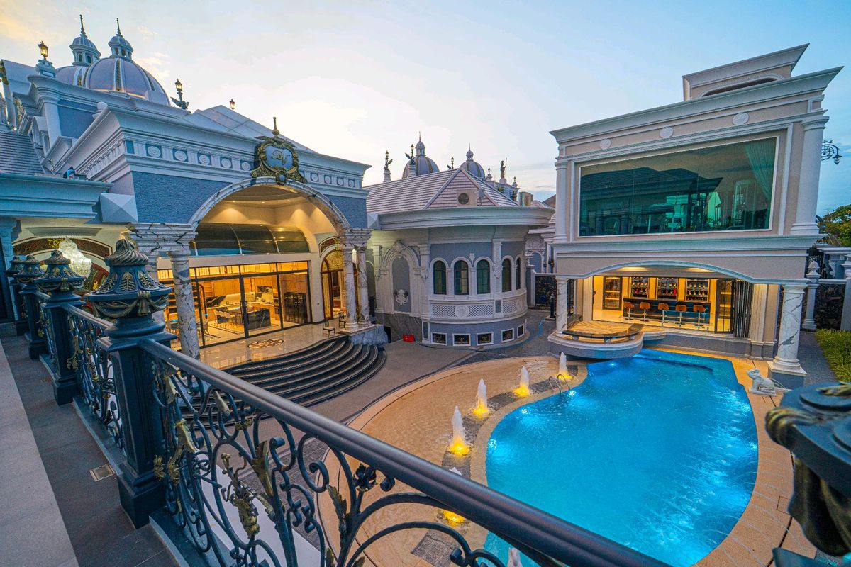 For SaleHousePhutthamonthon, Salaya : Luxury Mansion on Over 2 Rai of Land – Phutthamonthon Sai 3, Soi 18