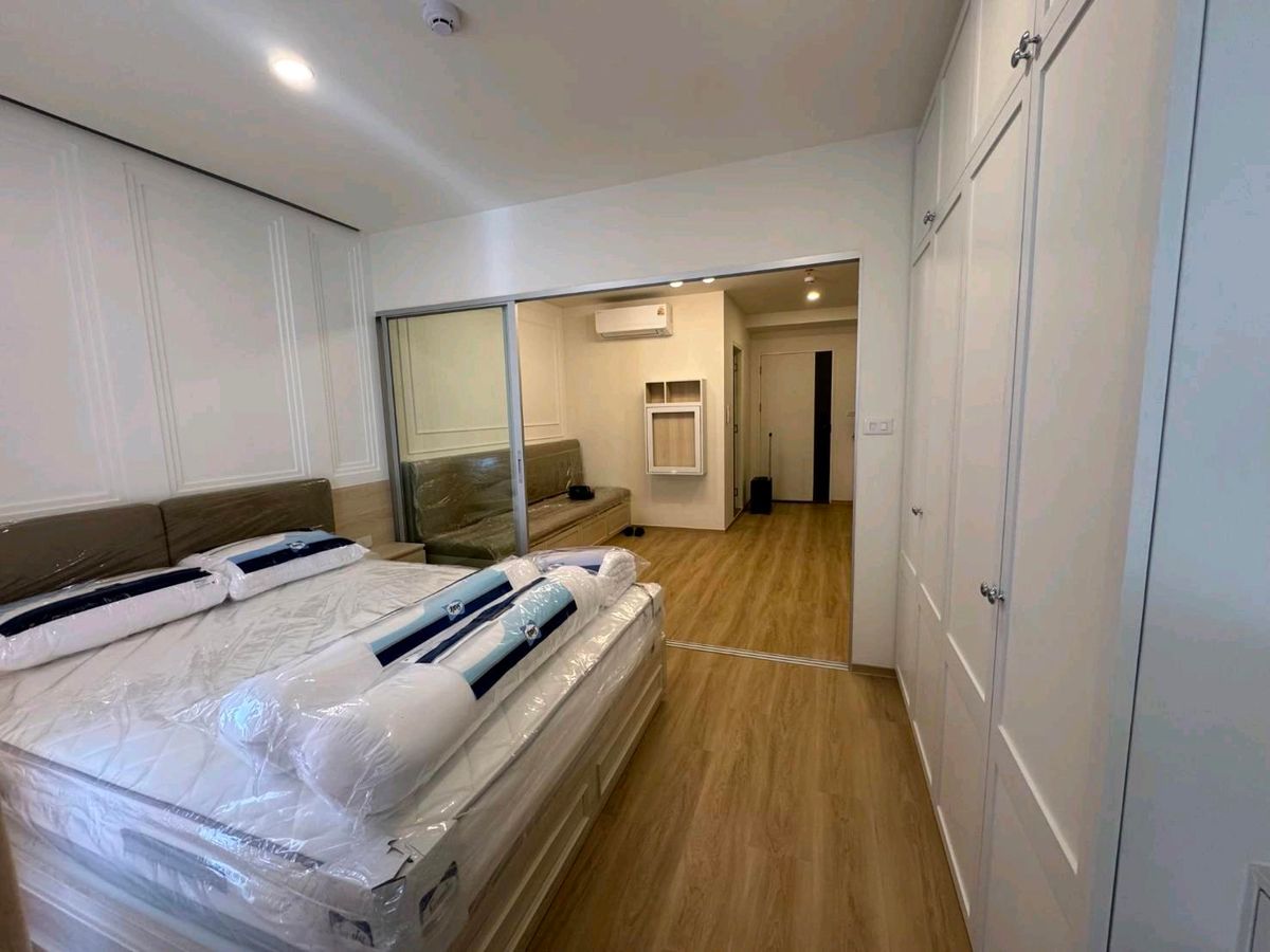 For RentCondoPinklao, Charansanitwong : 🏙️Condo for rent @Lumpini Charan-Faichai, furnished, electric, ready to move in. Talk to us 📲or Line : 0616395225