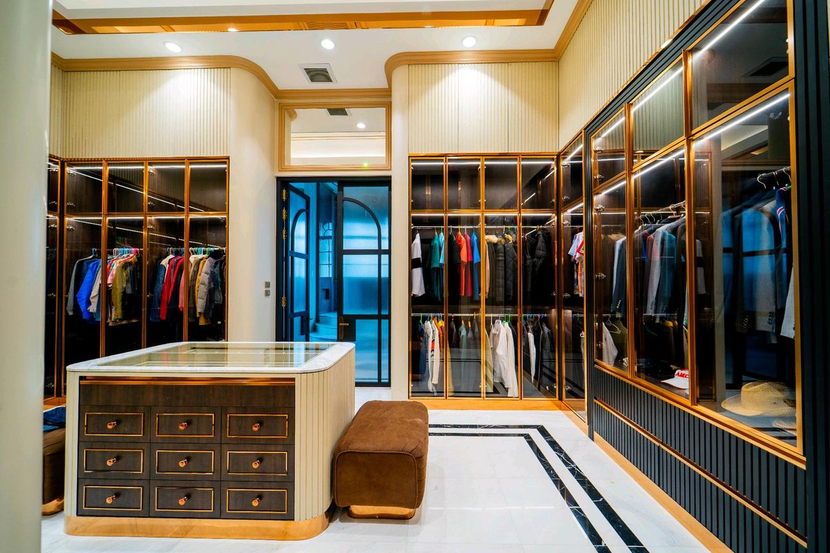 ขายบ้านพุทธมณฑล ศาลายา : 🏛️ ขายคฤหาสน์ที่มีหลังเดียวในโลก — หนึ่งเดียวบนพุทธมณฑลสาย 3