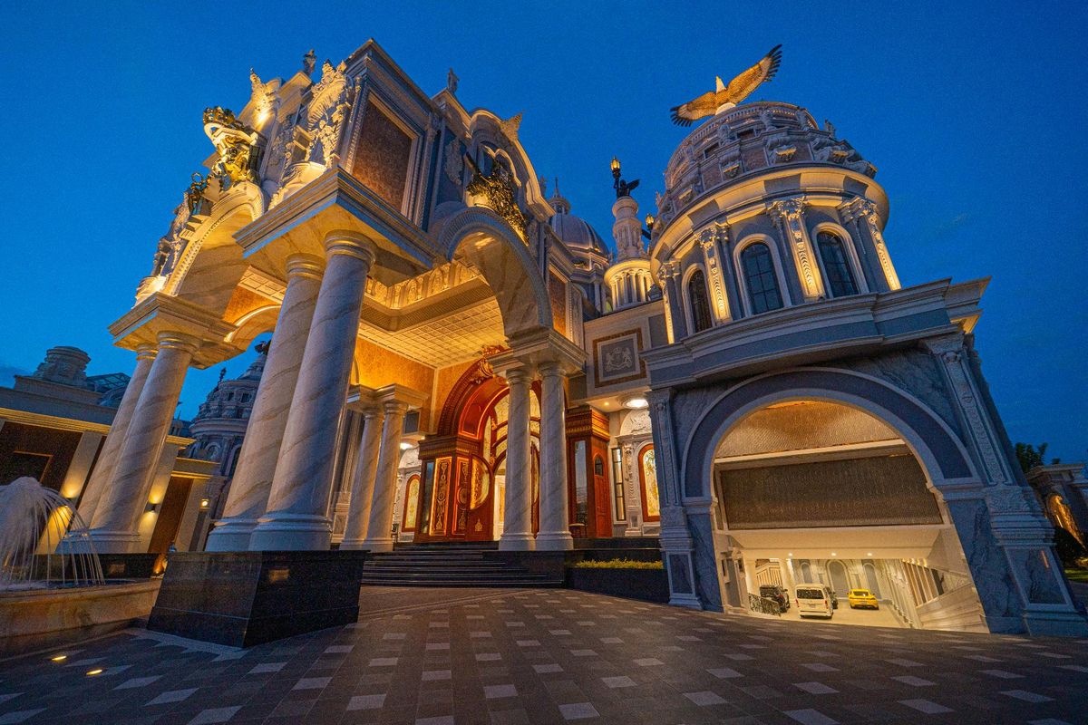 ขายบ้านพุทธมณฑล ศาลายา : 🏛️ ขายคฤหาสน์ที่มีหลังเดียวในโลก — หนึ่งเดียวบนพุทธมณฑลสาย 3