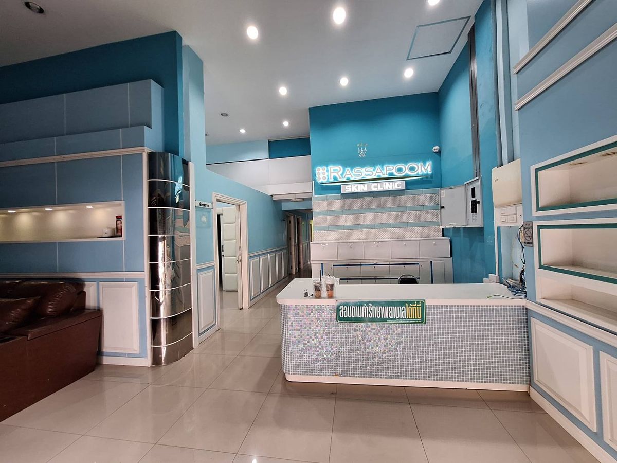 ขายอาคารพาณิชย์พระราม 2 บางขุนเทียน : ขายอาคารพาณิชย์ 4 ชั้น 2 คูหา เนื้อที่ 52 ตร.ว. โครงการธนบุรี คอมเพล็กซ์ พระราม 2 ใกล้เซ็นทรัลพระราม 2 ซอยพระราม 2 ซอย 60 ถนนพระราม2 เขตบางขุนเทียน กรุงเทพมหานคร