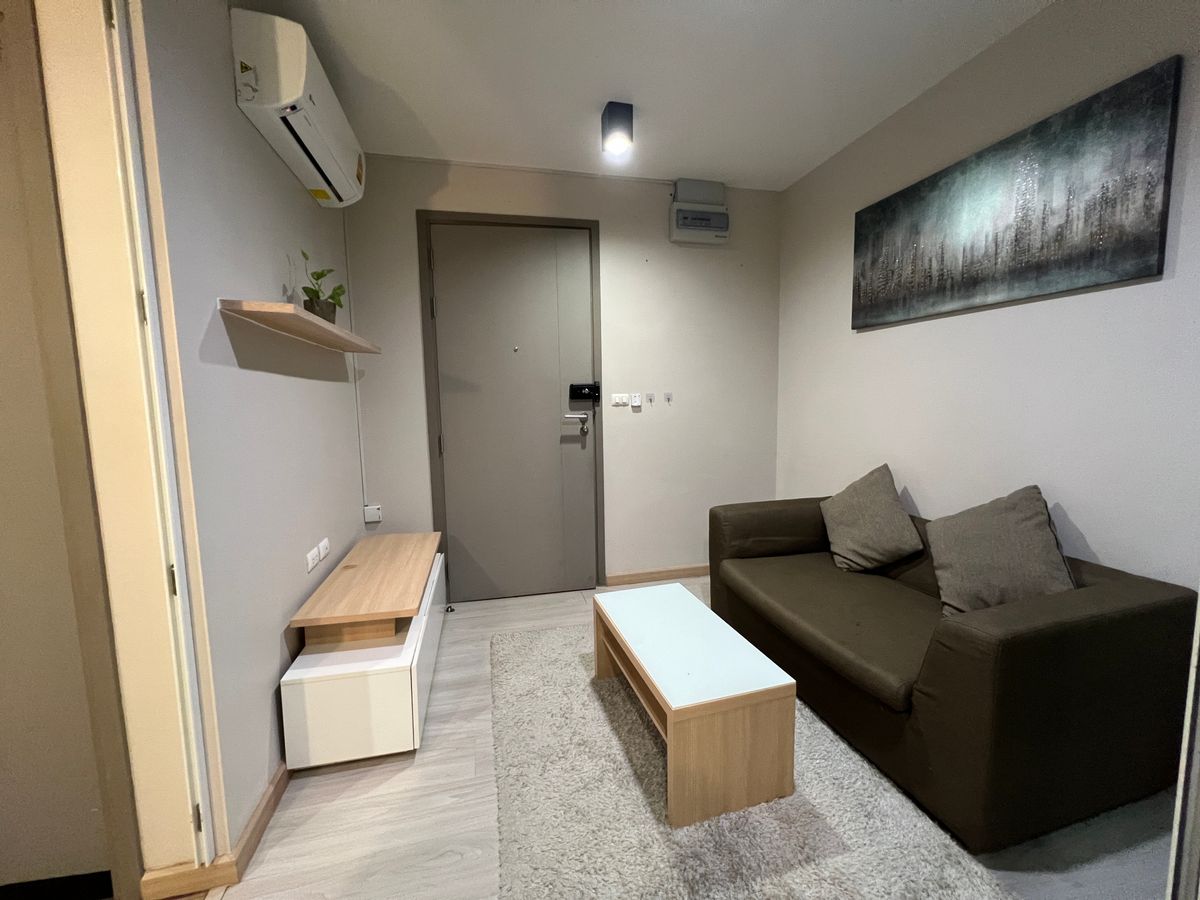 For SaleCondoVipawadee, Don Mueang, Lak Si : For sale: Tempo Quad, Saphan Mai, Saphan Mai, near MRT Sai Yut, Big C, Saphan Mai, Central General Hospital.