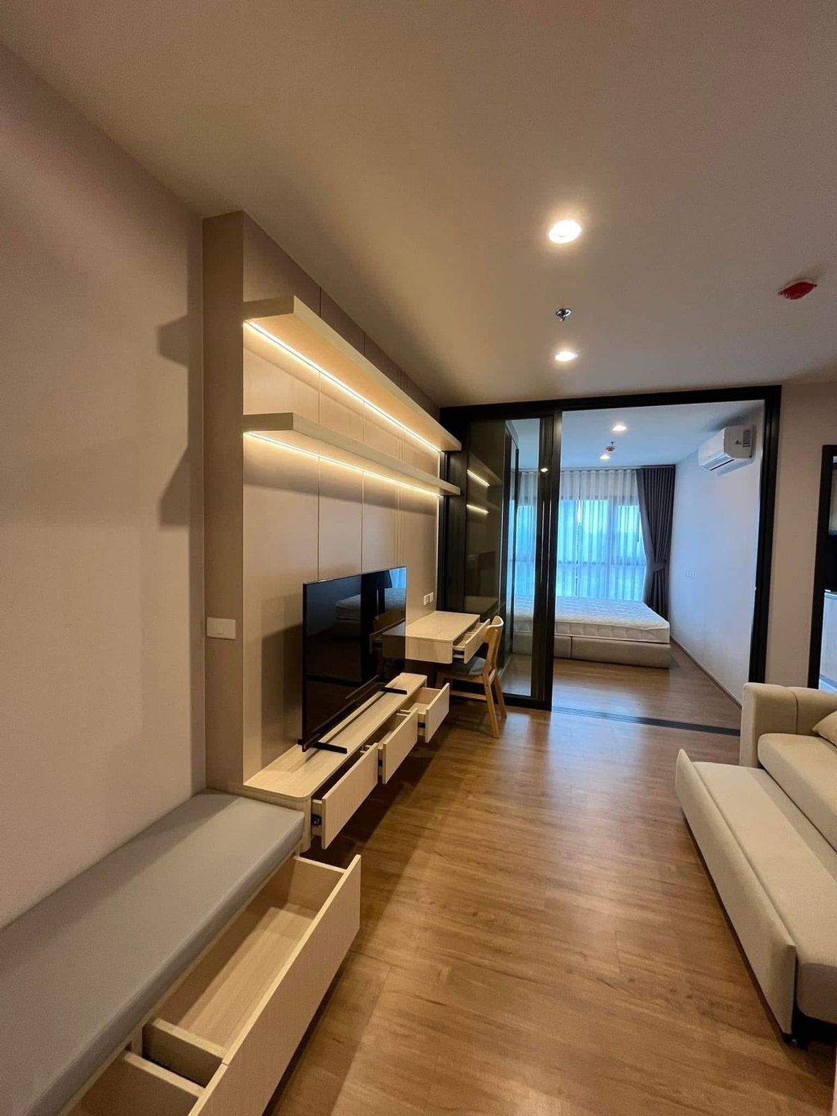 For RentCondoLadprao, Central Ladprao : 💥CP-9134💥THE LINE VIBE Phahonyothin 👉Line : @primecondo