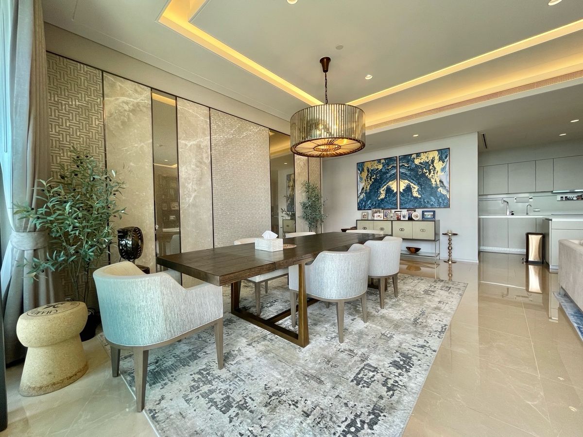 For RentCondoWitthayu, Chidlom, Langsuan, Ploenchit : For rent Sindhorn Kempinski 3 bedroom condo, langsuan road near by Lumpini park