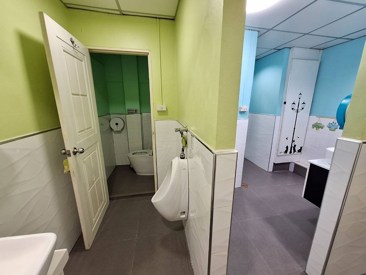 ขายอาคารพาณิชย์พระราม 2 บางขุนเทียน : ขายอาคารพาณิชย์ 4 ชั้น 2 คูหา เนื้อที่ 52 ตร.ว. โครงการธนบุรี คอมเพล็กซ์ พระราม 2 ใกล้เซ็นทรัลพระราม 2 ซอยพระราม 2 ซอย 60 ถนนพระราม2 เขตบางขุนเทียน กรุงเทพมหานคร