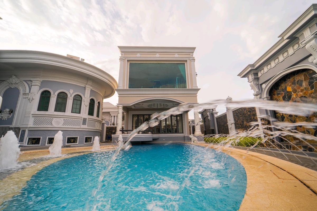 ขายบ้านพุทธมณฑล ศาลายา : 🏛️ ขายคฤหาสน์ที่มีหลังเดียวในโลก — หนึ่งเดียวบนพุทธมณฑลสาย 3