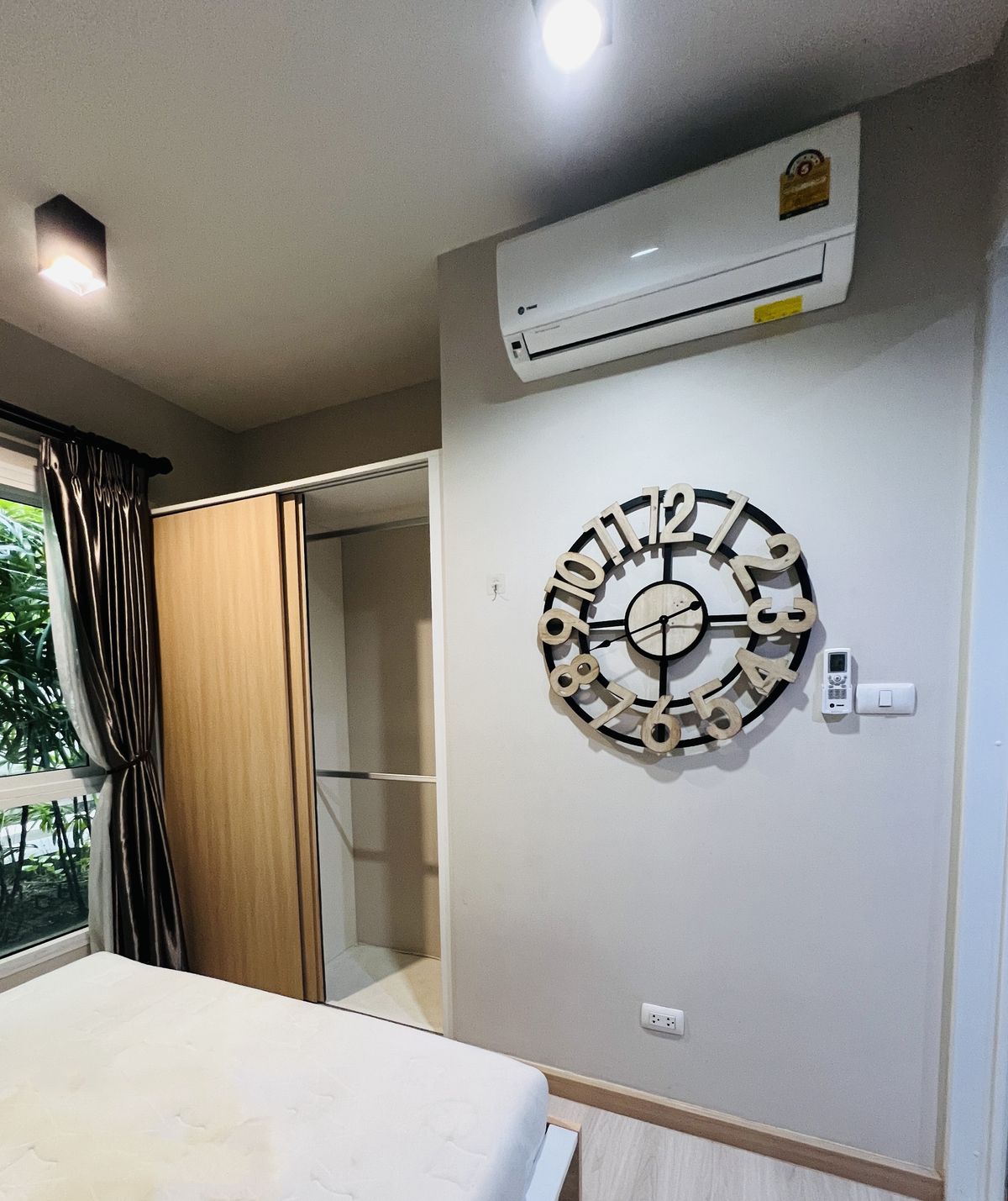 For SaleCondoVipawadee, Don Mueang, Lak Si : For sale: Tempo Quad, Saphan Mai, Saphan Mai, near MRT Sai Yut, Big C, Saphan Mai, Central General Hospital.