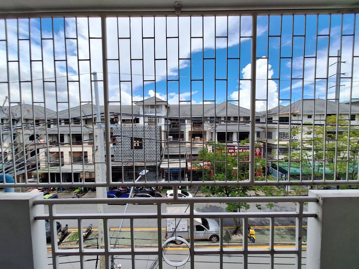 ขายอาคารพาณิชย์พระราม 2 บางขุนเทียน : ขายอาคารพาณิชย์ 4 ชั้น 2 คูหา เนื้อที่ 52 ตร.ว. โครงการธนบุรี คอมเพล็กซ์ พระราม 2 ใกล้เซ็นทรัลพระราม 2 ซอยพระราม 2 ซอย 60 ถนนพระราม2 เขตบางขุนเทียน กรุงเทพมหานคร