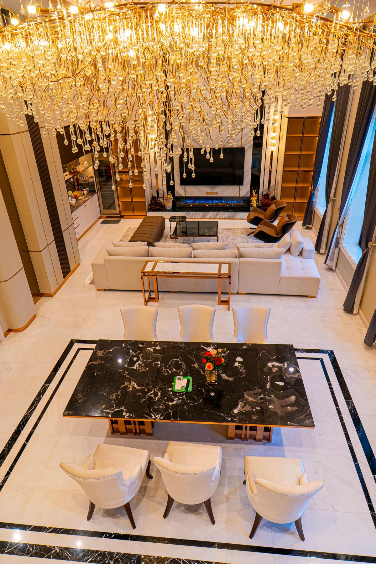 ขายบ้านพุทธมณฑล ศาลายา : 🏛️ ขายคฤหาสน์ที่มีหลังเดียวในโลก — หนึ่งเดียวบนพุทธมณฑลสาย 3