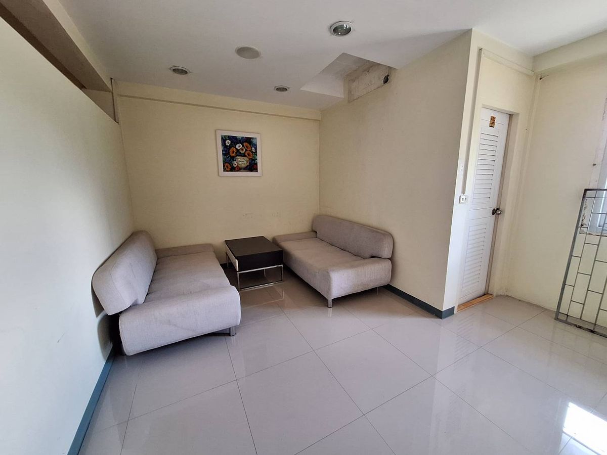 ขายอาคารพาณิชย์พระราม 2 บางขุนเทียน : ขายอาคารพาณิชย์ 4 ชั้น 2 คูหา เนื้อที่ 52 ตร.ว. โครงการธนบุรี คอมเพล็กซ์ พระราม 2 ใกล้เซ็นทรัลพระราม 2 ซอยพระราม 2 ซอย 60 ถนนพระราม2 เขตบางขุนเทียน กรุงเทพมหานคร