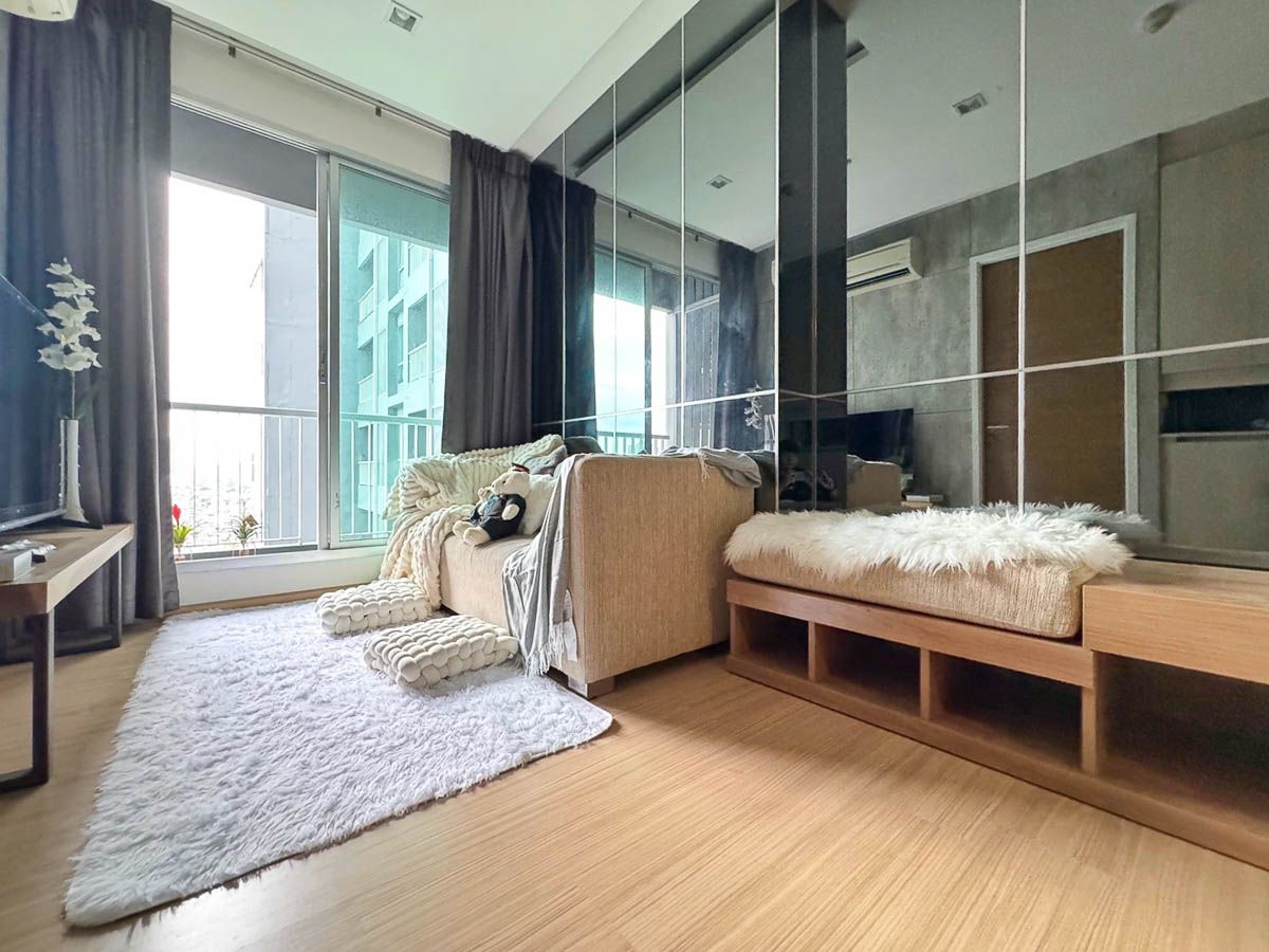For SaleCondoOnnut, Udomsuk : Condo for Sale Rhythm Sukhumvit 50, 1 bedroom 35 sqm Newly Renovated Modern Loft Style Fully-Furnished Near BTS Onnut, Phra Khanong, Bang Chak : MJ25S-006