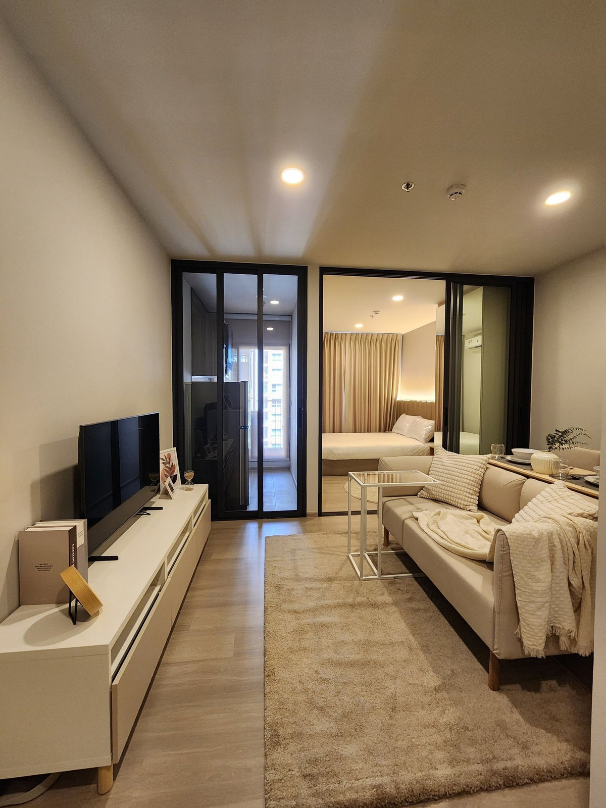 ให้เช่าคอนโดอ่อนนุช อุดมสุข : Aspire Onnut Station | 1 ห้องนอน วิวโล่ง ทิศเหนือ ไม่ร้อน พร้อมเข้าอยู่