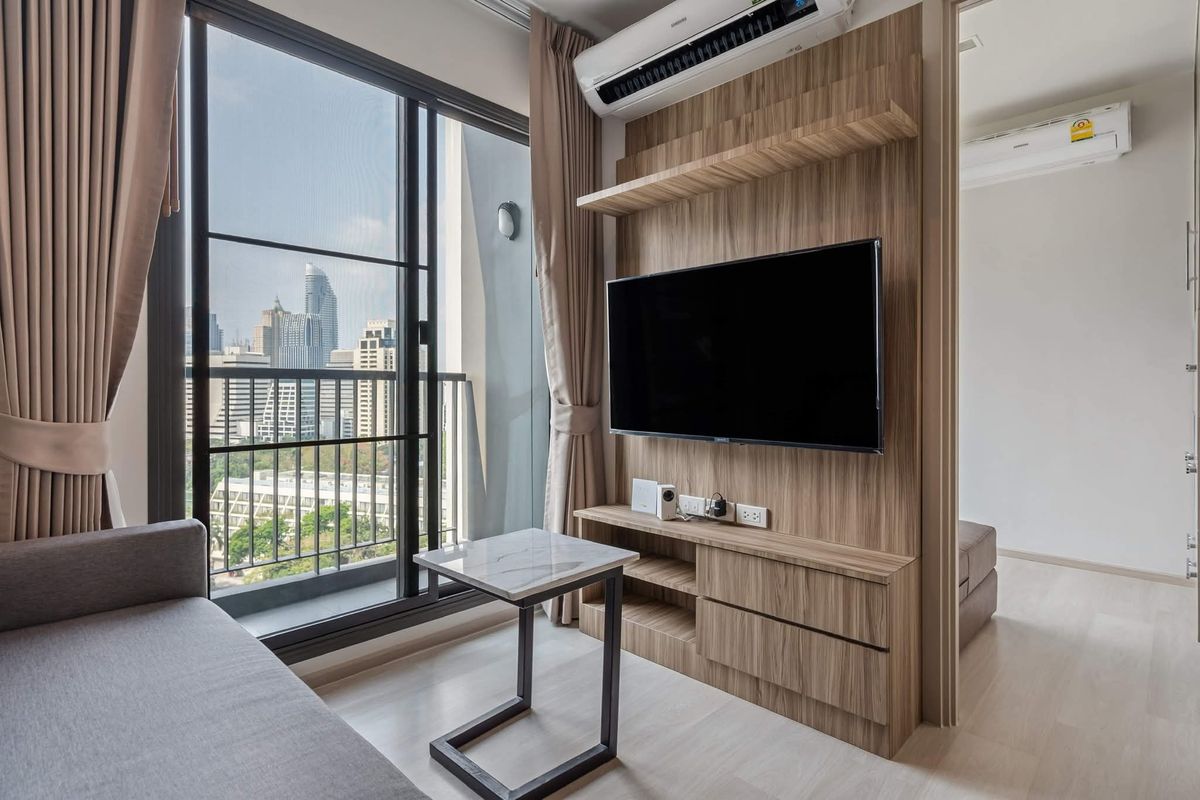 For RentCondoWitthayu, Chidlom, Langsuan, Ploenchit : 💥CP-9135💥Life One Wireless  👉Line : @luxeliving
