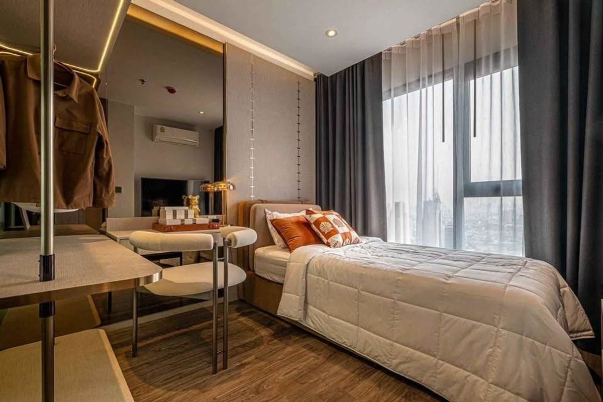 For RentCondoLadprao, Central Ladprao : Life Ladprao Valley Condo, convenient travel, near BTS Skytrain. The room is decorated very beautifully. Fully furnished Ready to move in!!