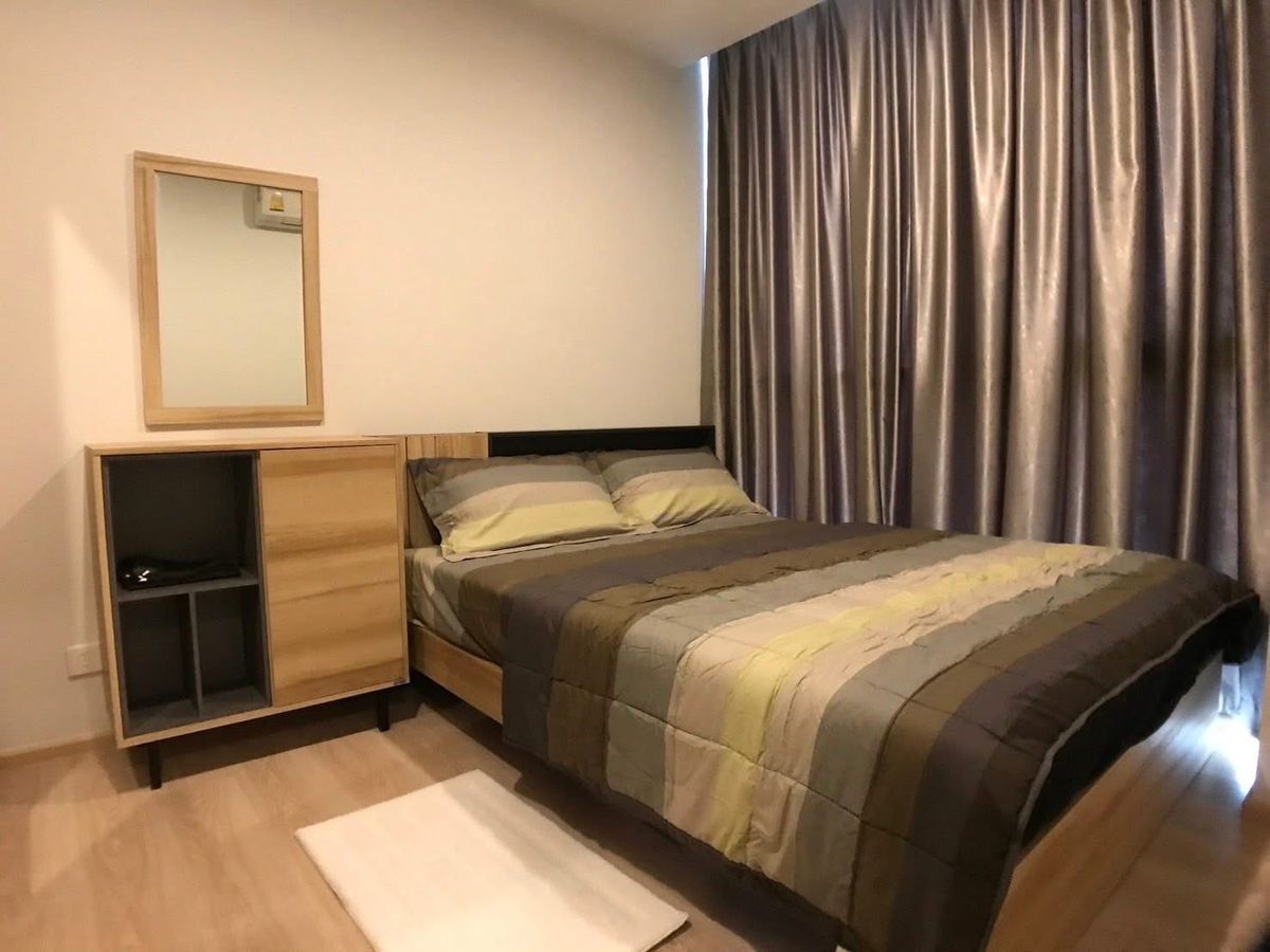 ให้เช่าคอนโดรัชดา ห้วยขวาง : ให้เช่า ✨ Noble Revolve Ratchada 2 ✨ ใกล้ MRT ศูนย์วัฒนธรรม เฟอร์นิเจอร์ และ เครื่องใช้ไฟฟ้าครบ 