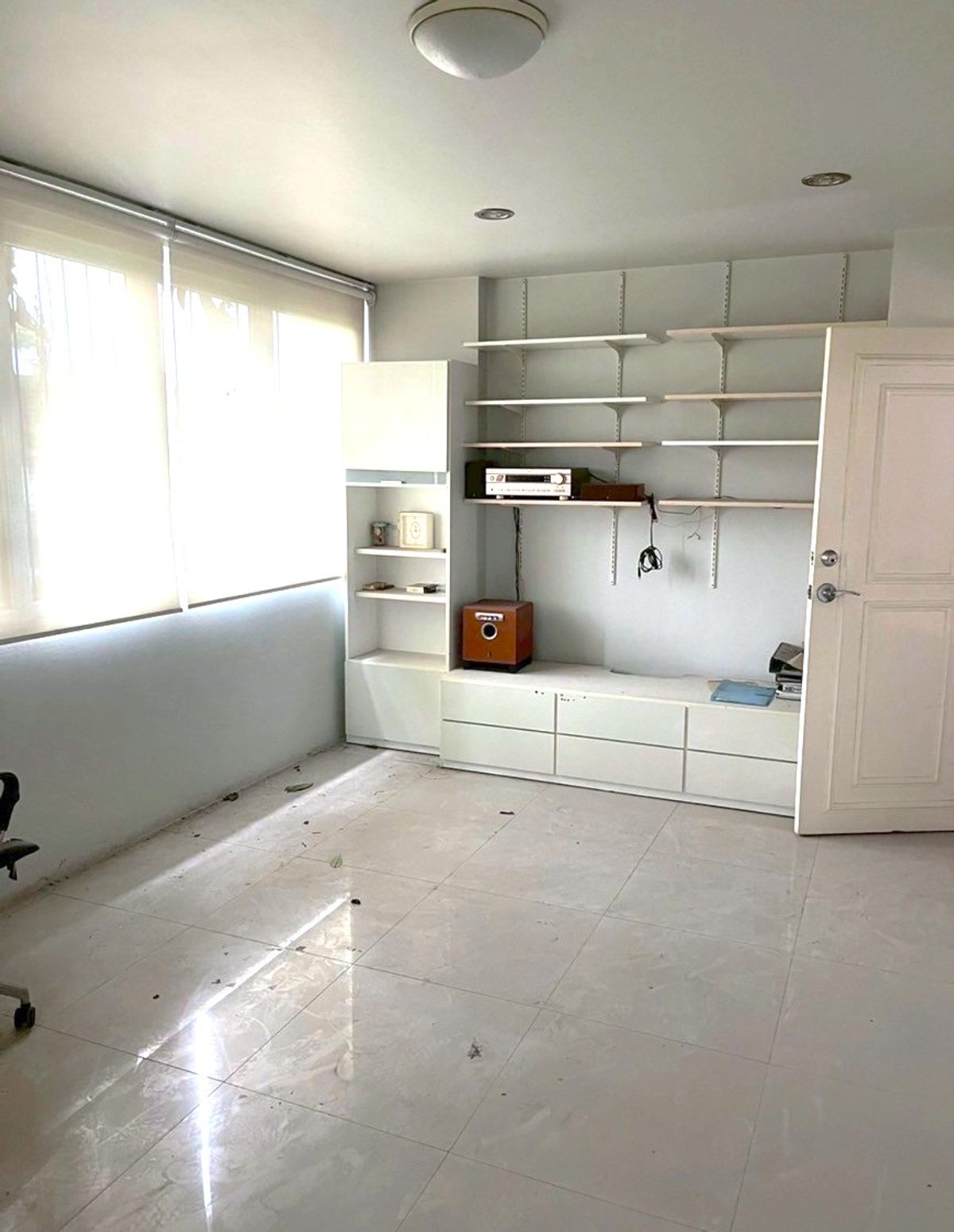 ให้เช่าโฮมออฟฟิศรามคำแหง หัวหมาก : H0750♛ให้เช่า โฮมออฟฟิศ 1 ห้องนอน⚝ทาวน์อินทาวน์♜MRTลาดพร้าว83∞099-5919653,065-9423251▚Line@sureresidence