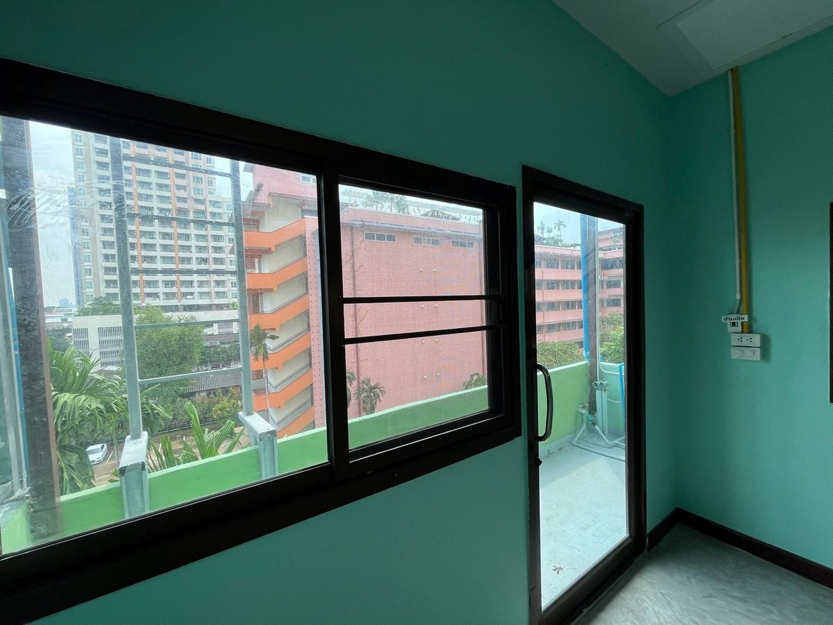 ให้เช่าอาคารพาณิชย์อารีย์ อนุสาวรีย์ : ให้เช่า ตึกแถว อาคารพาณิชย์ อารีย์ พหลโยธิน BTS สะพานควาย 600 เมตร ราคาถูกมาก เช่าทำธุรกิจ ยังไงก็คุ้ม ถ้าบริหารดีๆ