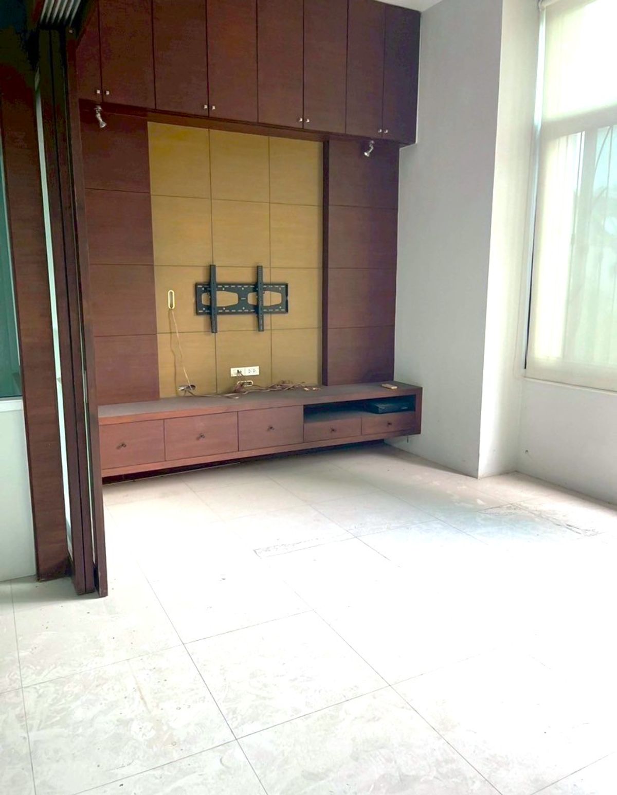 ให้เช่าโฮมออฟฟิศรามคำแหง หัวหมาก : H0750♛ให้เช่า โฮมออฟฟิศ 1 ห้องนอน⚝ทาวน์อินทาวน์♜MRTลาดพร้าว83∞099-5919653,065-9423251▚Line@sureresidence