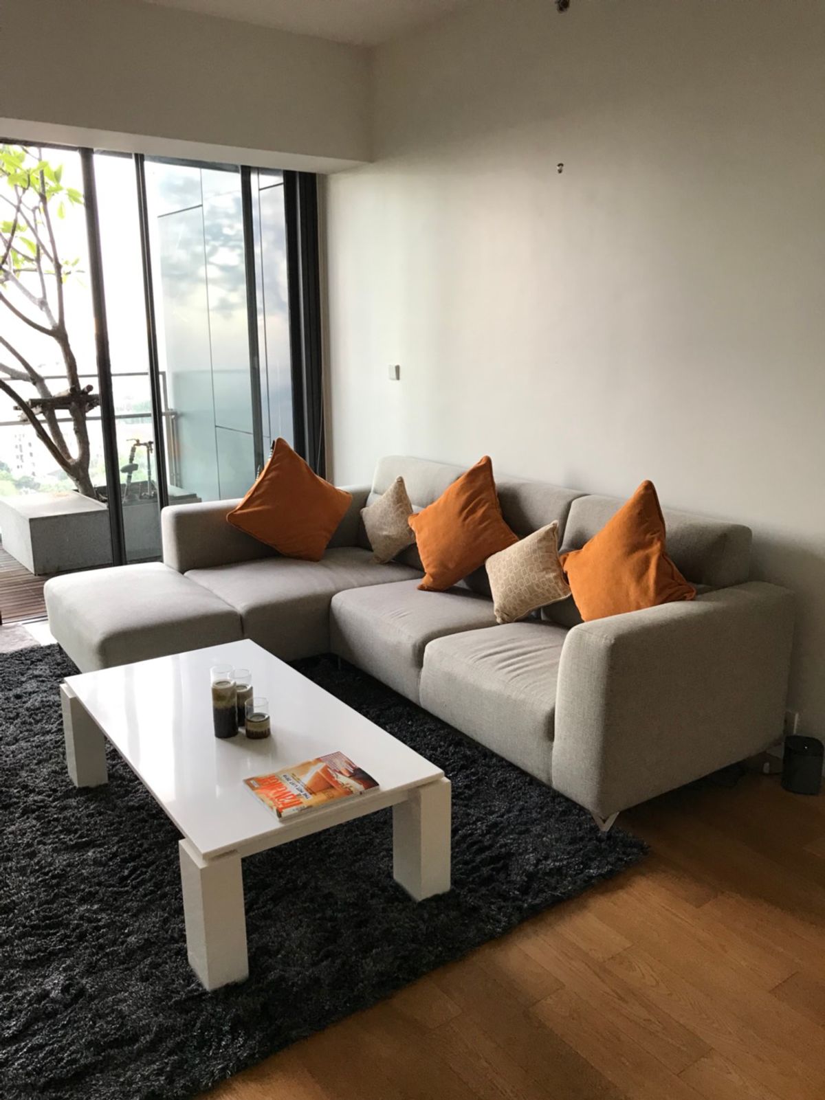 ให้เช่าคอนโดสาทร นราธิวาส : The met Sathorn for rent and sale