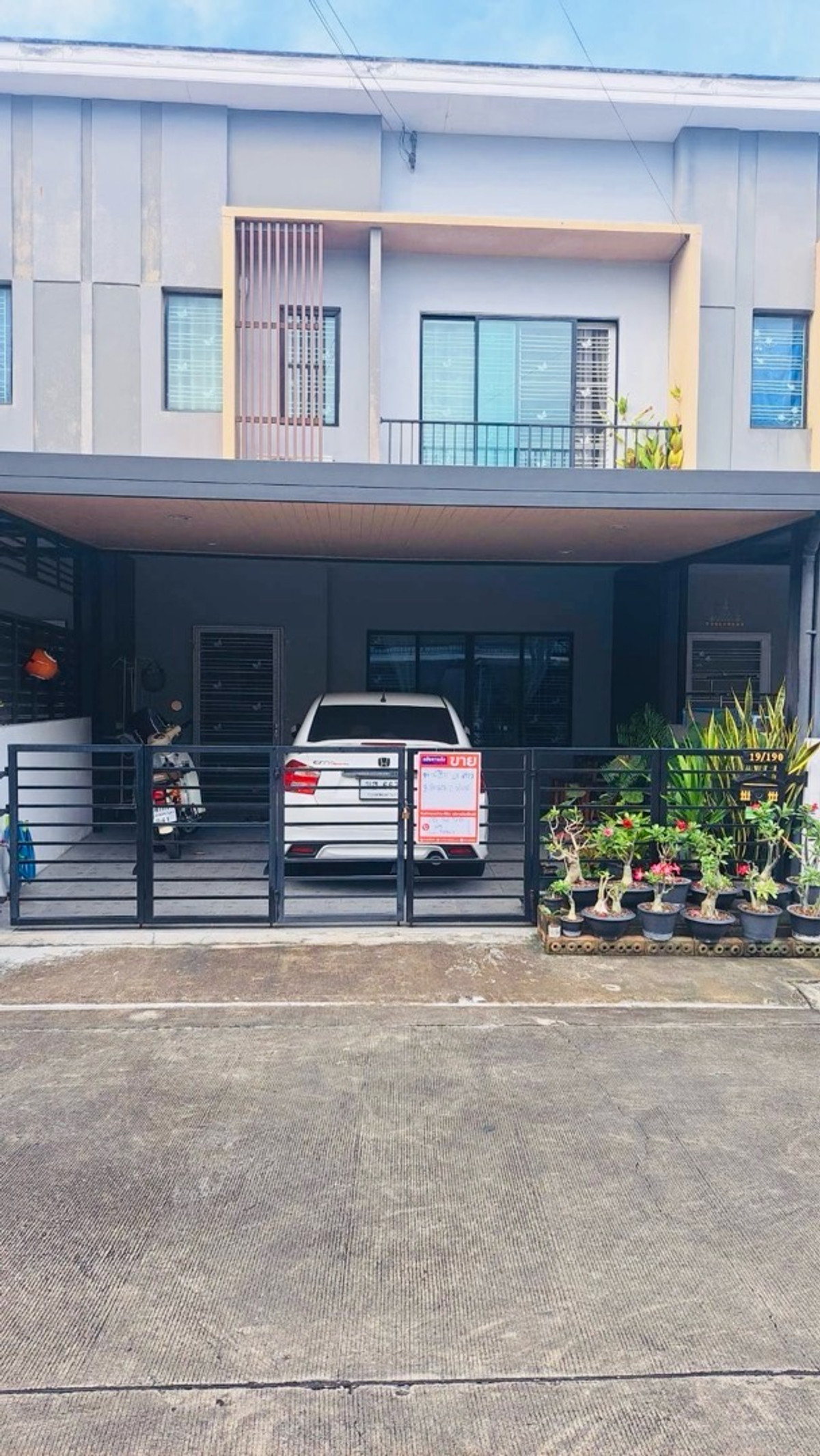 For SaleTownhomeNawamin, Ramindra : Urgent sale The Connect 29 Watcharaphon-Phermsin 🚨House in good location at this price, no more!