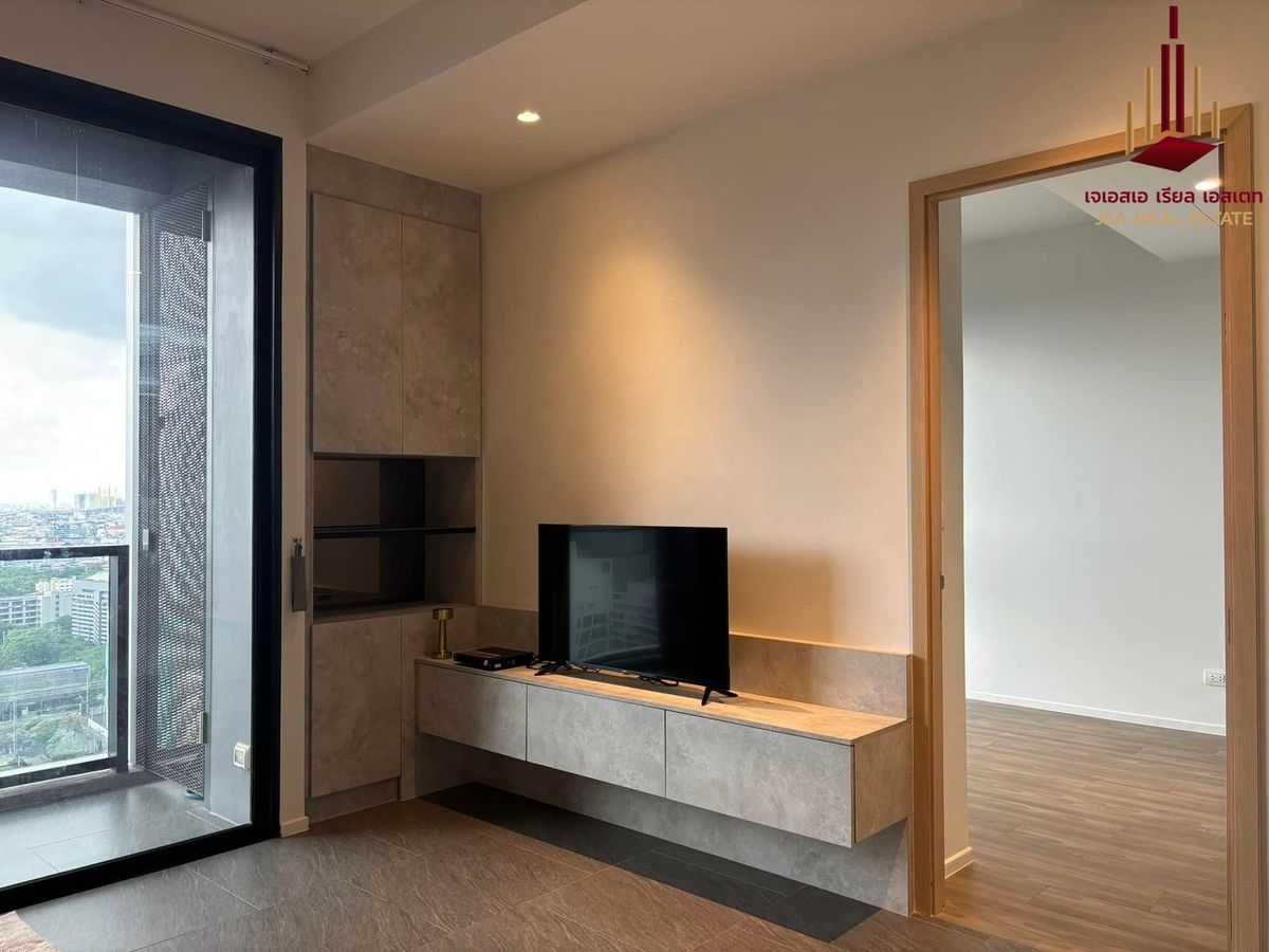 ขายคอนโดสีลม ศาลาแดง บางรัก : ✨ For Sale: The Lofts Silom Condo ✨  💰 Only 10,300,000 THB