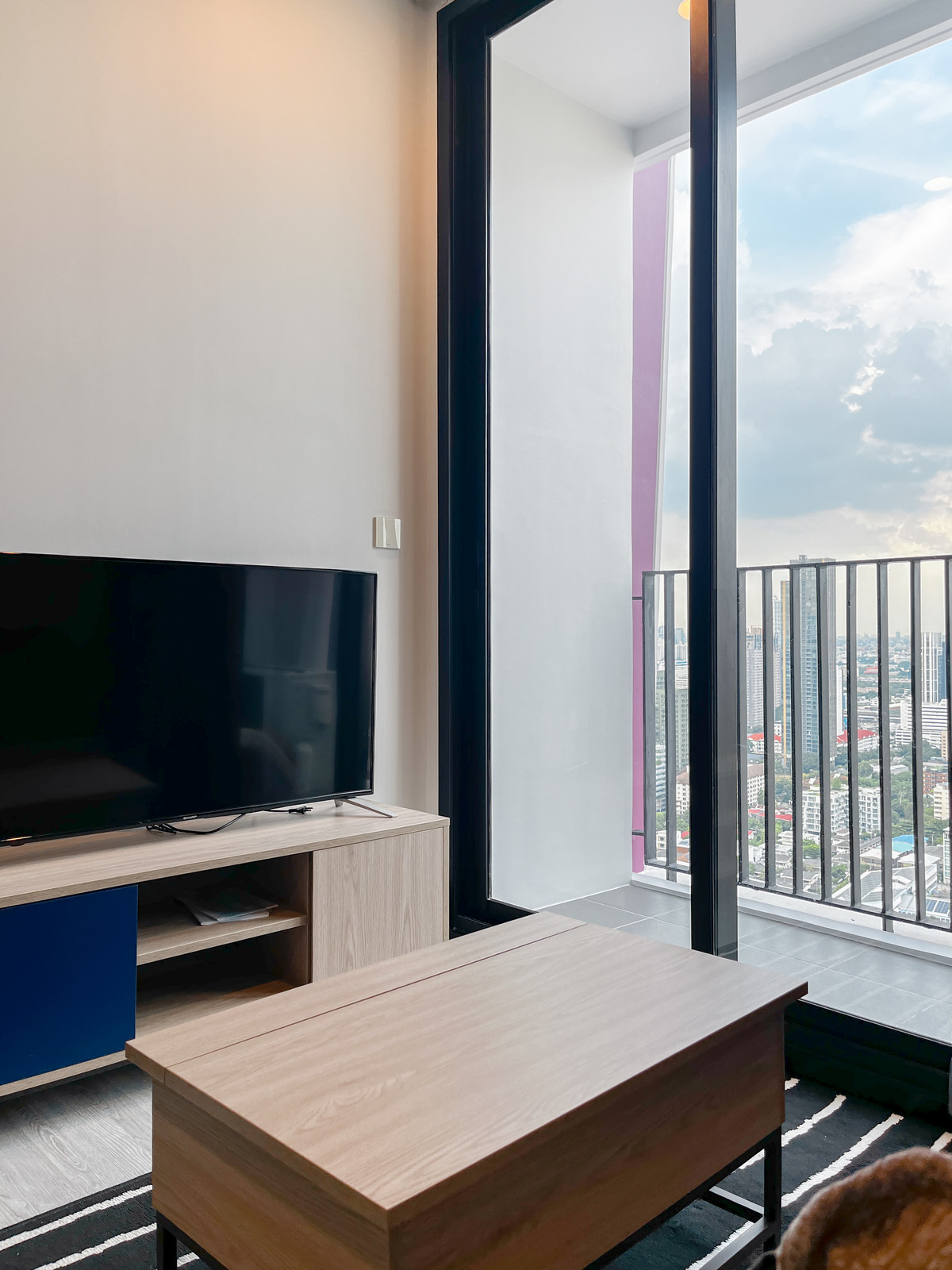 For RentCondoSukhumvit, Asoke, Thonglor : XT Ekkamai for rent, 30,000 baht/month [MNr251001]