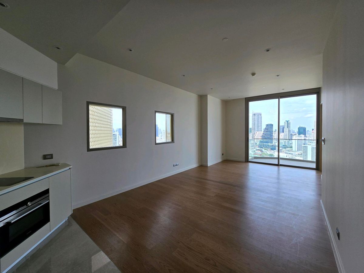 For SaleCondoWongwianyai, Charoennakor : Sale 1 Bed 80 sqm. 25.5 million, View Saphan Taksin side, Very rare.