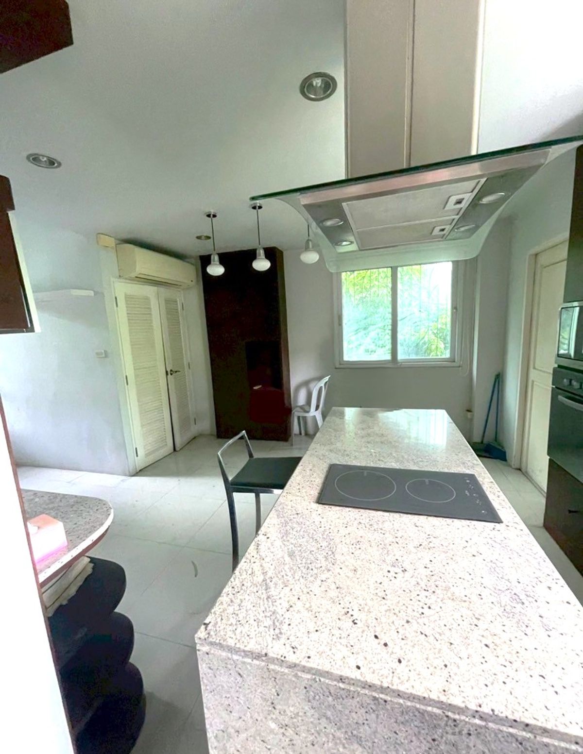 ให้เช่าโฮมออฟฟิศรามคำแหง หัวหมาก : H0750♛ให้เช่า โฮมออฟฟิศ 1 ห้องนอน⚝ทาวน์อินทาวน์♜MRTลาดพร้าว83∞099-5919653,065-9423251▚Line@sureresidence