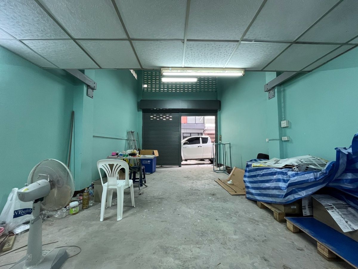 ให้เช่าอาคารพาณิชย์อารีย์ อนุสาวรีย์ : ให้เช่า ตึกแถว อาคารพาณิชย์ อารีย์ พหลโยธิน BTS สะพานควาย 600 เมตร ราคาถูกมาก เช่าทำธุรกิจ ยังไงก็คุ้ม ถ้าบริหารดีๆ