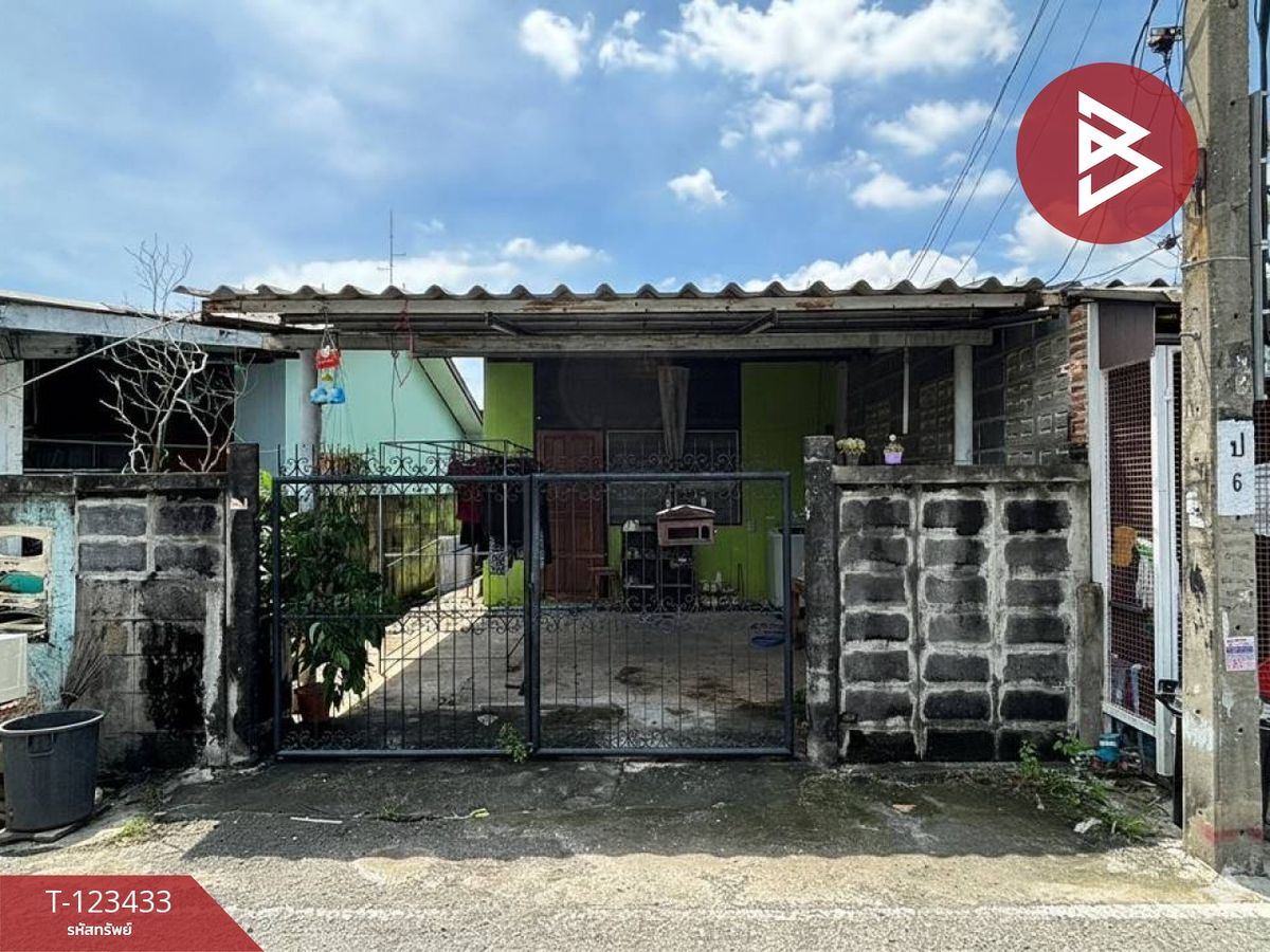 For SaleTownhomeSamut Prakan,Samrong : Townhouse for sale Samut Prakan Housing Authority Village, Bang Pu Municipality 49, Samut Prakan
