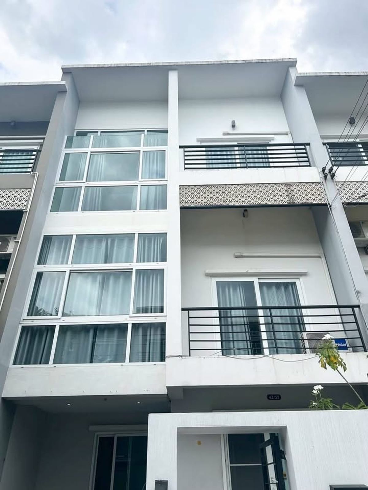 For RentTownhomeNawamin, Ramindra : Townhome for rent, Patagonia 2, Ramindra-Hathairat, next to Big C Suwinthawong, near MRT Minburi Market.