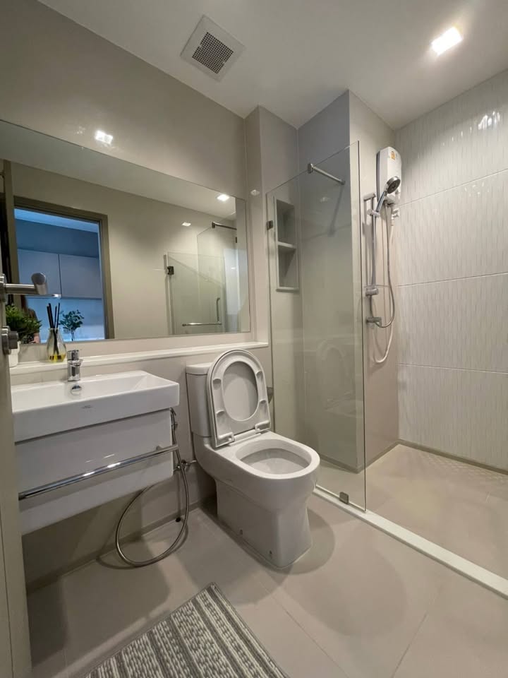 ให้เช่าคอนโดพระราม 9 เพชรบุรีตัดใหม่ RCA : 🔥ให้เช่าด่วน🔥ไลฟ์ อโศก-พระราม 9 ตกแต่งมินิมอล เฟอร์นิเจอร์ครบพร้อมเข้าอยู่ ใจกลางเมืองพระราม 9