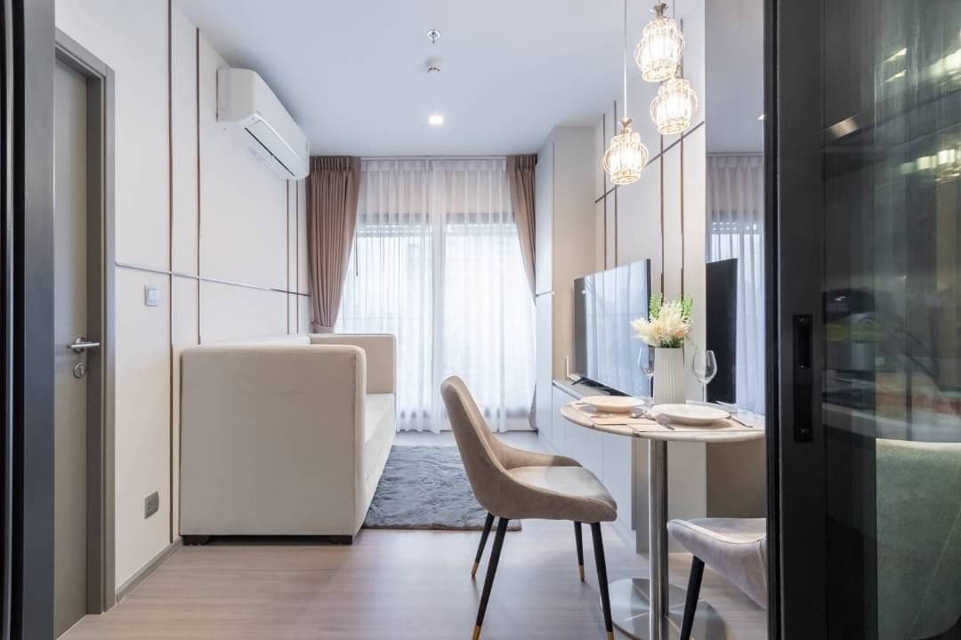 ให้เช่าคอนโดพระราม 9 เพชรบุรีตัดใหม่ RCA : 🔥ให้เช่าด่วน🔥ไลฟ์ อโศก ไฮป์ ตกแต่งสวย เฟอร์นิเจอร์ครบพร้อมเข้าอยู่  ใกล้ MRT พระราม 9