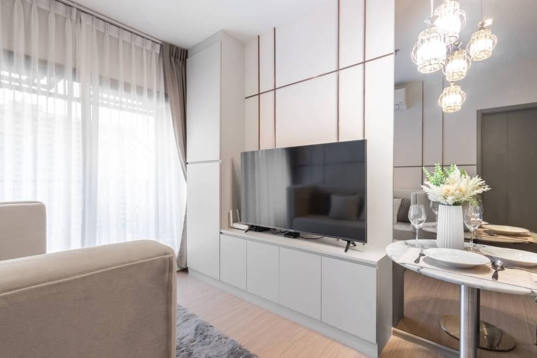 ให้เช่าคอนโดพระราม 9 เพชรบุรีตัดใหม่ RCA : 🔥ให้เช่าด่วน🔥ไลฟ์ อโศก ไฮป์ ตกแต่งสวย เฟอร์นิเจอร์ครบพร้อมเข้าอยู่  ใกล้ MRT พระราม 9