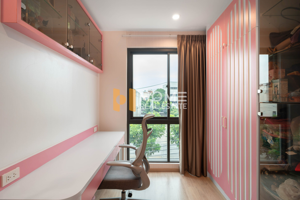 ขายทาวน์โฮมอ่อนนุช อุดมสุข : แปลงมุม ต้นโครงการ ✨ เฌอคูน สุขุมวิท 77 / 3 ห้องนอน (ขาย), Cherkoon Sukhumvit 77 / 3 Bedrooms (FOR SALE) FON248