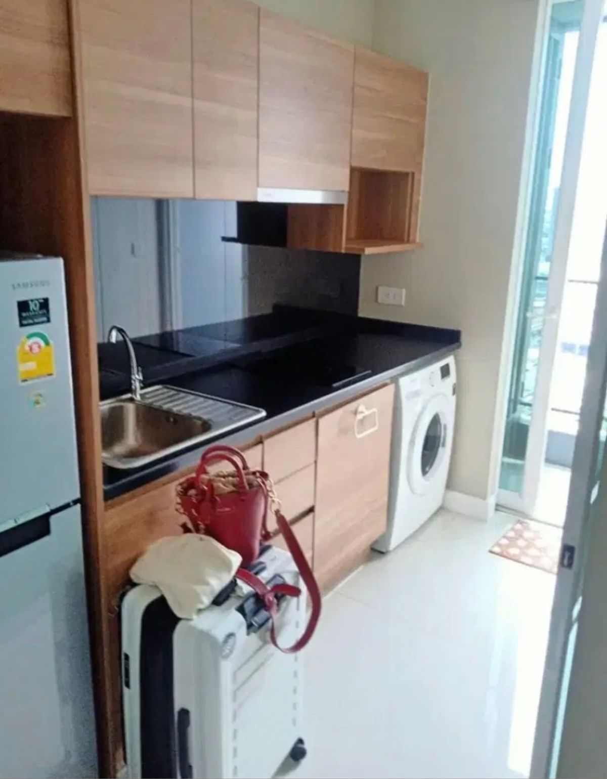 CondoSamut Prakan,Samrong : For sale-rent The Metropolis Samrong Interchange, beautiful, cheap, ready to move in, near BTS Samrong, interested contact Line @841qqlnr