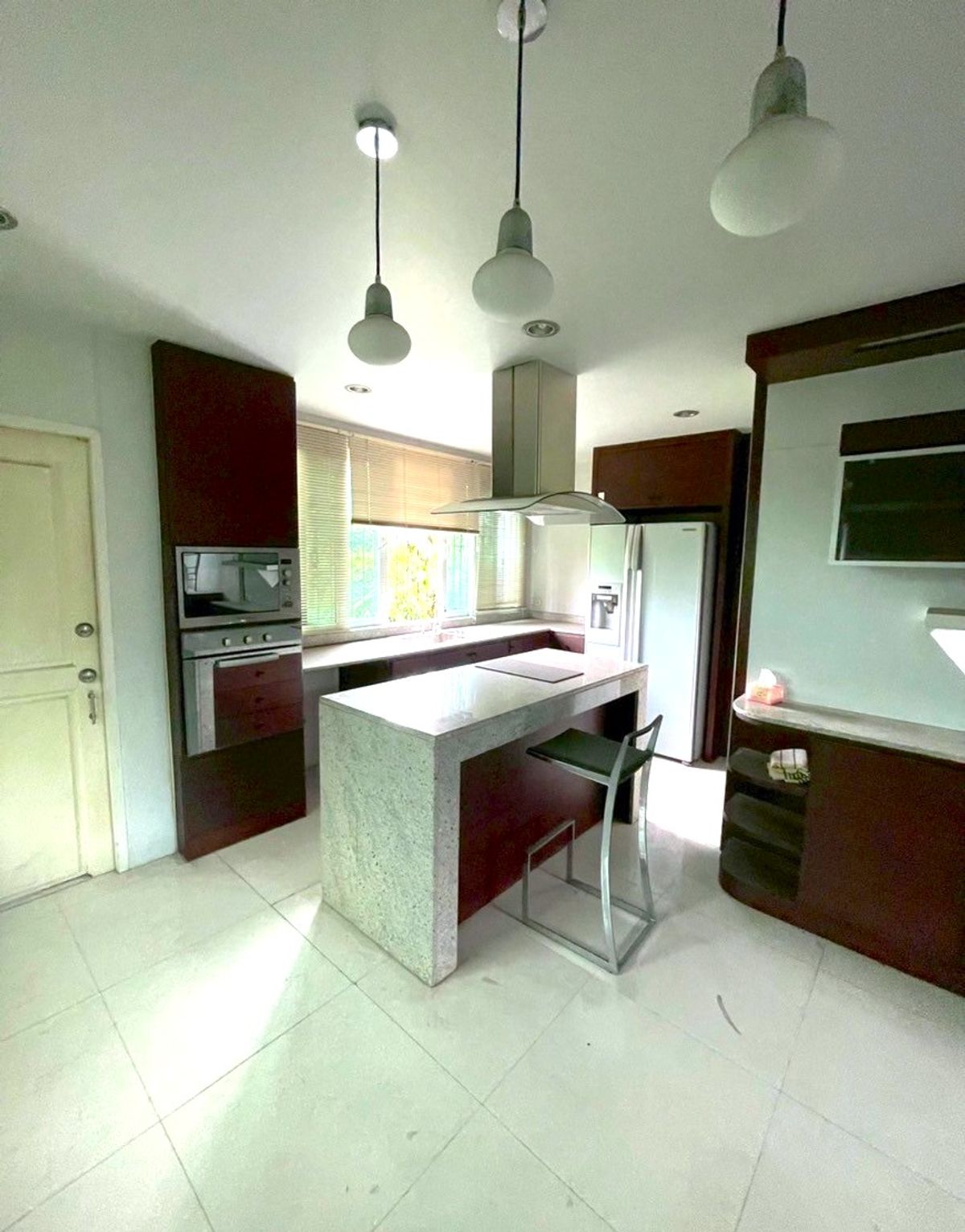 ให้เช่าโฮมออฟฟิศรามคำแหง หัวหมาก : H0750♛ให้เช่า โฮมออฟฟิศ 1 ห้องนอน⚝ทาวน์อินทาวน์♜MRTลาดพร้าว83∞099-5919653,065-9423251▚Line@sureresidence