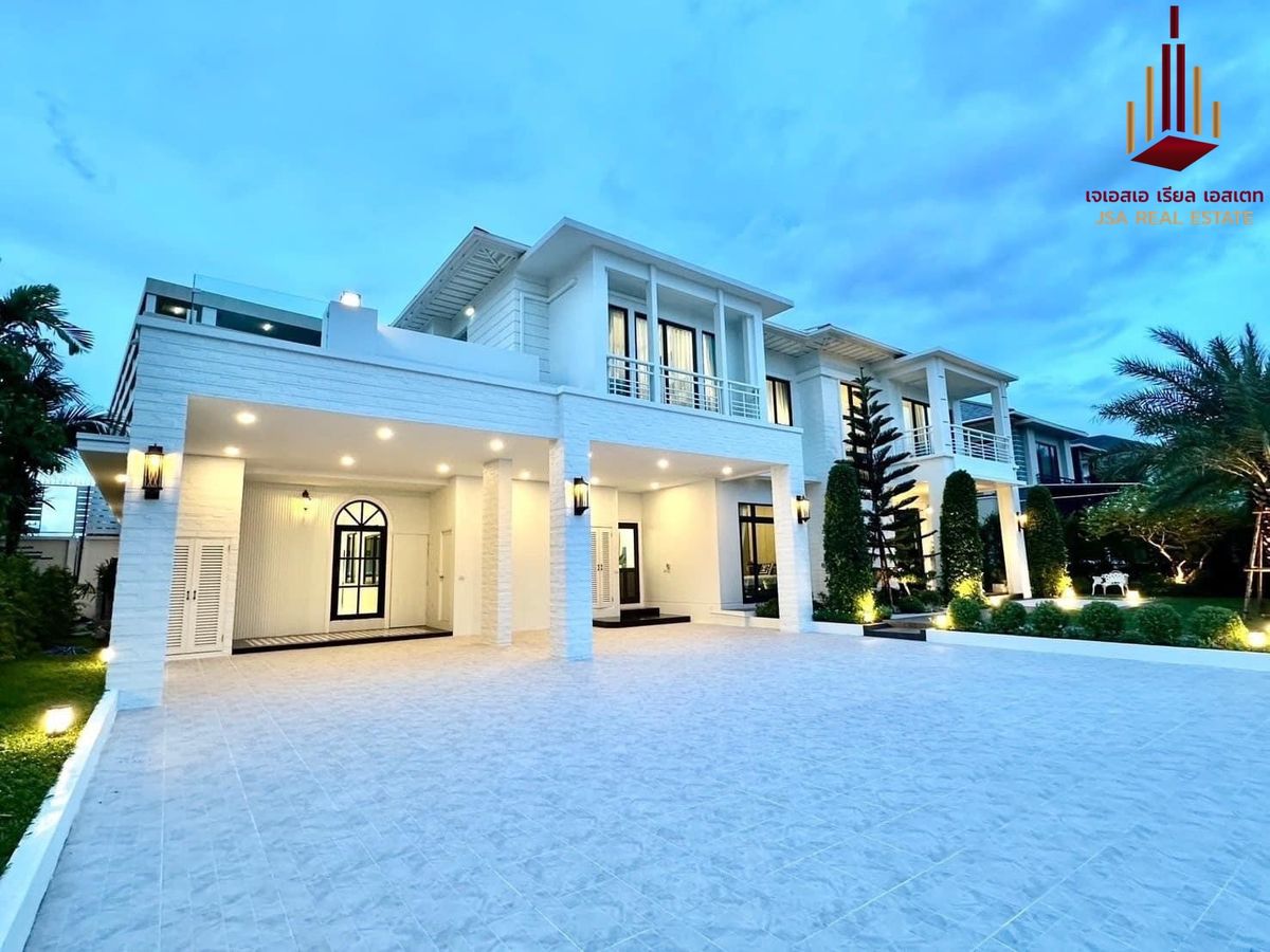 For RentHouseLadkrabang, Suwannaphum Airport : ✨ For Rent: PERFECT MASTERPIECE SUKHUMVIT 77✨ 💰 Only 365,000 THB/month