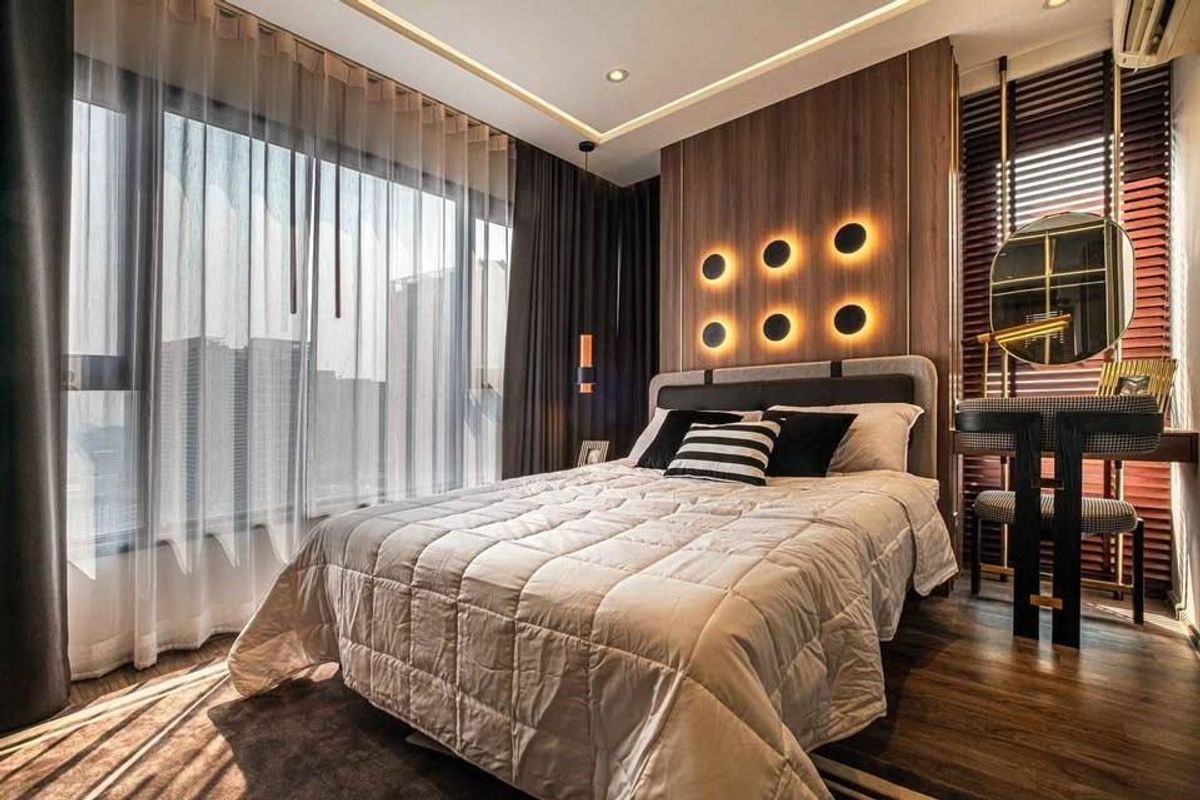 For RentCondoLadprao, Central Ladprao : Life Ladprao Valley Condo, convenient travel, near BTS Skytrain. The room is decorated very beautifully. Fully furnished Ready to move in!!