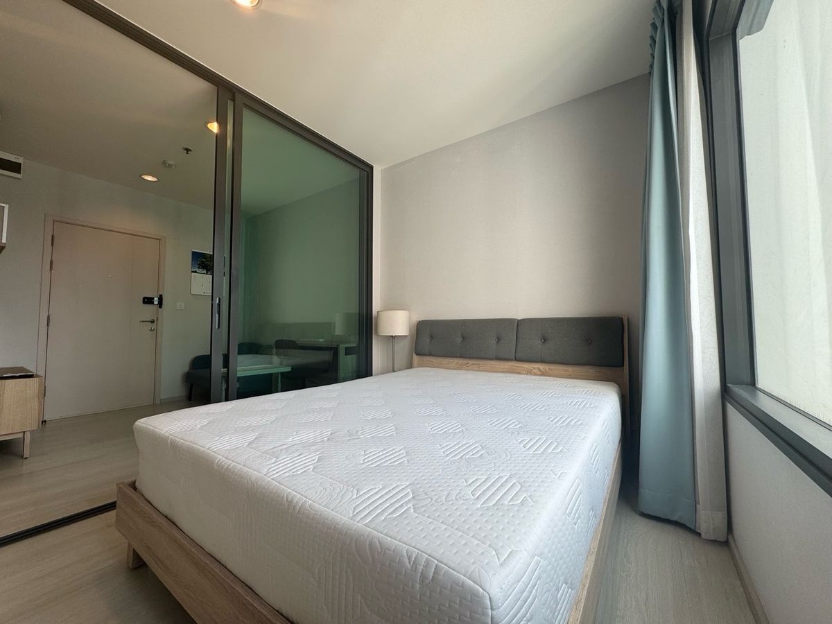 For RentCondo : @condocurator📍ให้เช่า Life Pinklao เฟอร์นิเจอร์ครบ มีเครื่องซักผ้า [PM3091]
