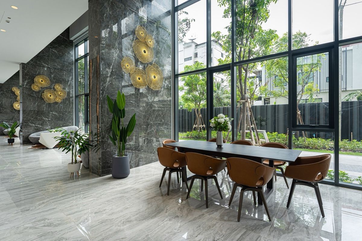 ขายคอนโดรามคำแหง หัวหมาก : 🔥𝐇𝐨𝐭 𝐃𝐞𝐚𝐥🔥 𝗧𝗵𝗲 𝗧𝗿𝗲𝗲 หัวหมาก อินเตอร์เชนจ์ 𝟏 นอน  พร้อมอยู่ การันตีราคาดีที่สุดกว่าใคร ล็อกให้ทุกดีลโทร📱𝟬𝟵𝟮-𝟴𝟬𝟴-𝟴𝟴𝟵𝟵