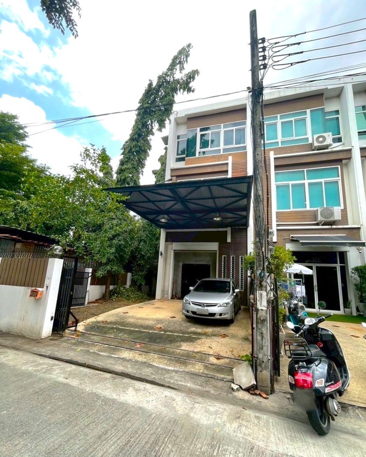 ให้เช่าโฮมออฟฟิศรามคำแหง หัวหมาก : H0750♛ให้เช่า โฮมออฟฟิศ 1 ห้องนอน⚝ทาวน์อินทาวน์♜MRTลาดพร้าว83∞099-5919653,065-9423251▚Line@sureresidence