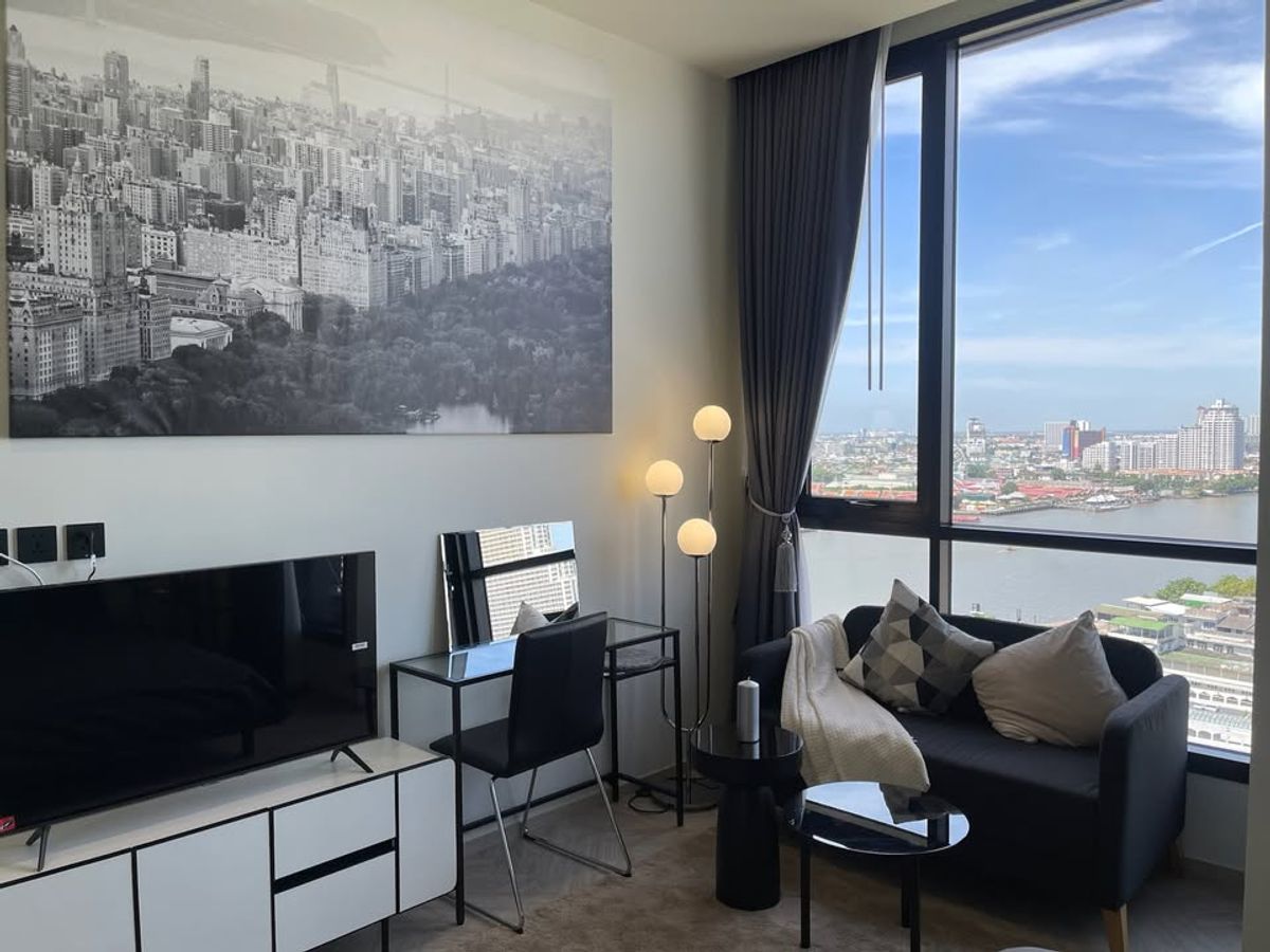 ให้เช่าคอนโดวงเวียนใหญ่ เจริญนคร : 🏙✨ Luxury Riverside Living at Chapter Charoennakorn – Iconic View Near ICONSIAM!  17.5K Only!