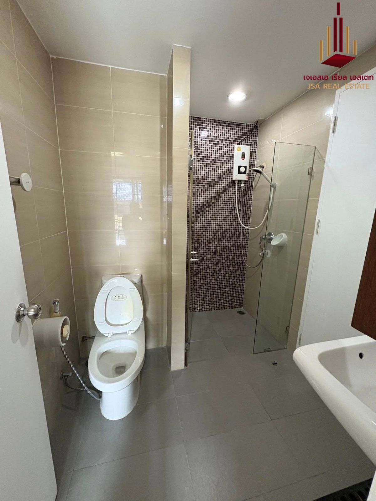 For RentCondoOnnut, Udomsuk : ✨ For Rent: Sense Sukhumvit 68 Condo ✨ 💰 Only 16,000 THB/month