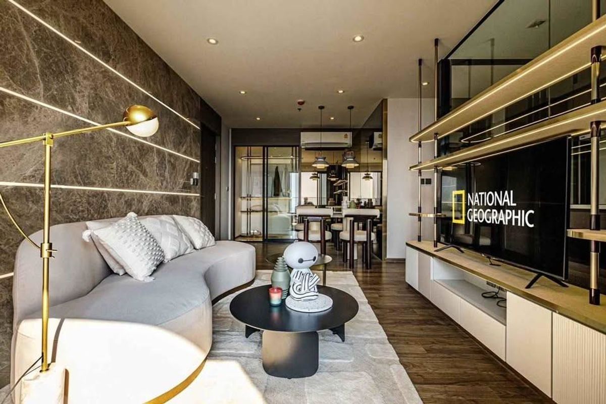 For RentCondoLadprao, Central Ladprao : Life Ladprao Valley Condo, convenient travel, near BTS Skytrain. The room is decorated very beautifully. Fully furnished Ready to move in!!