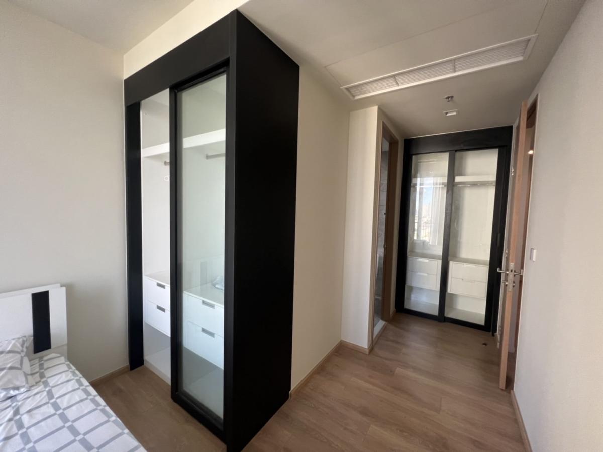 For SaleCondoSukhumvit, Asoke, Thonglor : Noble Around Sukhumvit 33 | 2 bedrooms, fully furnished, near BTS Phrom PhongElevated living, only 350 meters from Em District and Emporium!