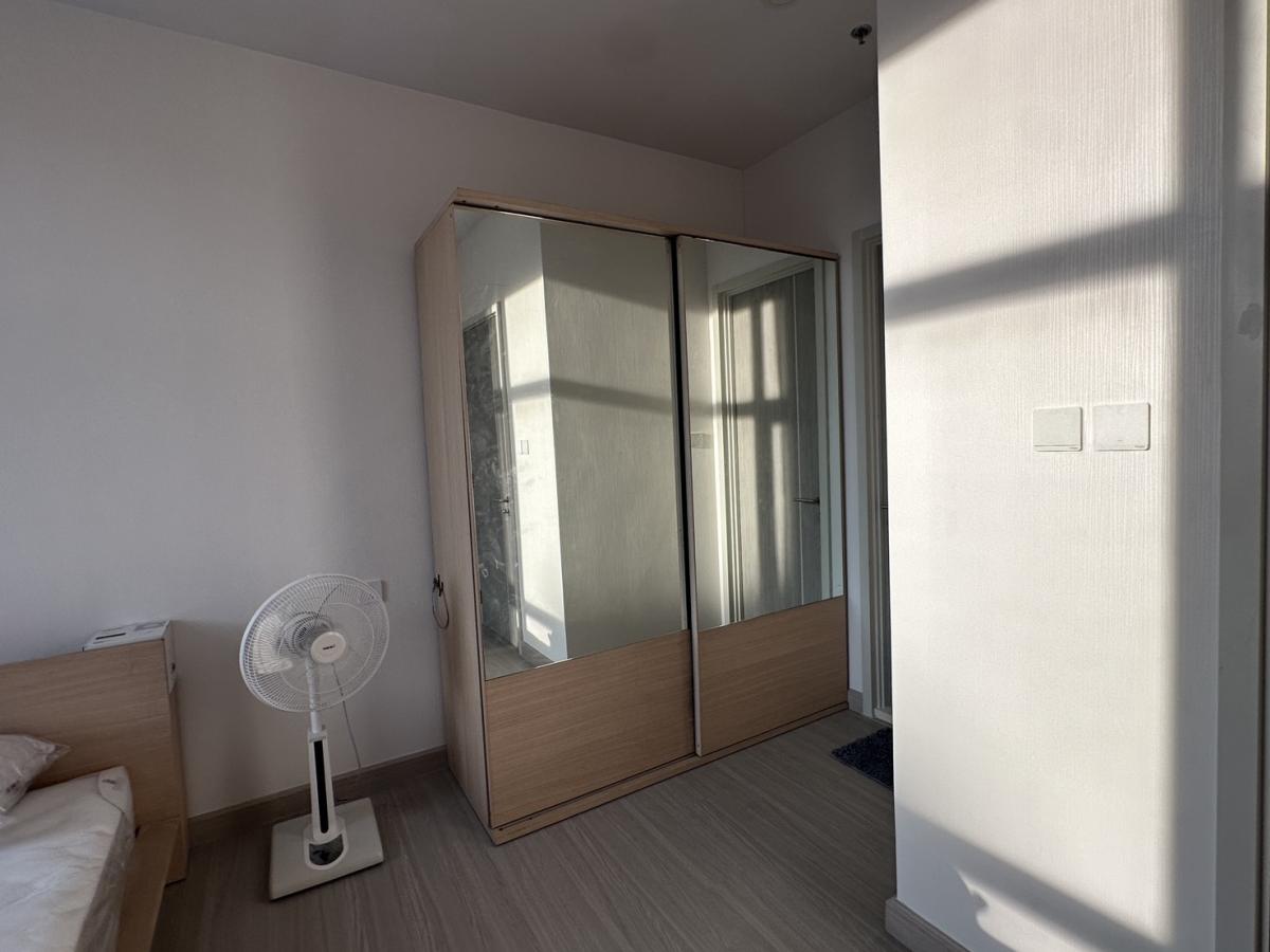 ขายคอนโดสยาม จุฬา สามย่าน : 03/04/2026, รวมค่าโอนคอนโดพร้อมอยู่ ใกล้ BTS/MRT สามย่าน 
Supalai Premier Si Phraya 42 ตร.ม. ราคาโดนใจ! 0642748883