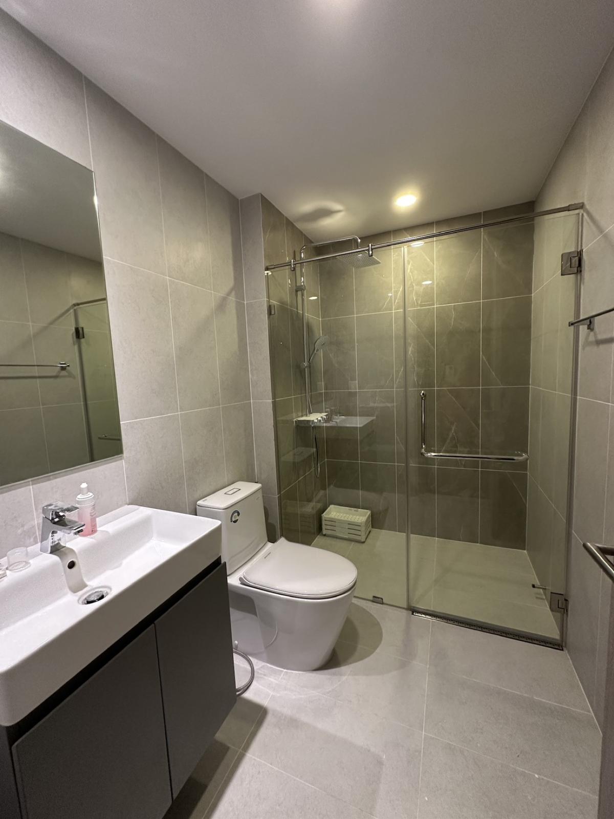 ขายคอนโดสยาม จุฬา สามย่าน : 03/04/2026, รวมค่าโอนคอนโดพร้อมอยู่ ใกล้ BTS/MRT สามย่าน 
Supalai Premier Si Phraya 42 ตร.ม. ราคาโดนใจ! 0642748883