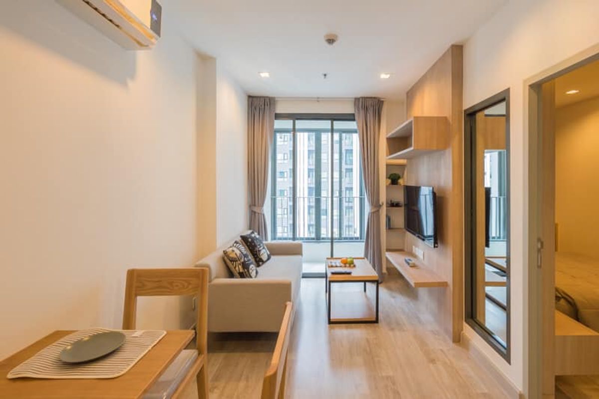ให้เช่าคอนโดพระราม 9 เพชรบุรีตัดใหม่ RCA : (for rent) Ideo Mobi Rama 9  🚆 ใกล้ MRT พระราม 9